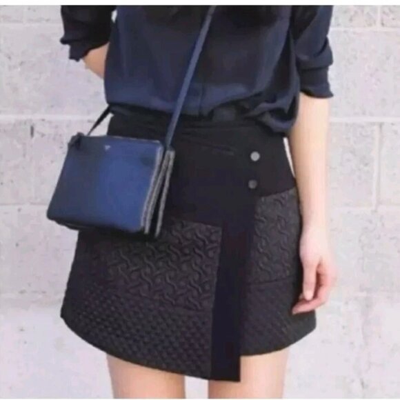 CABI Black Tiered Asymmetric Textured Wrap Mini Skirt Modern Structured Tiered M - Picture 1 of 14